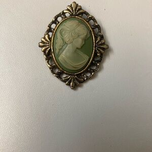 Elegant Green and Gold Cameo Brooch